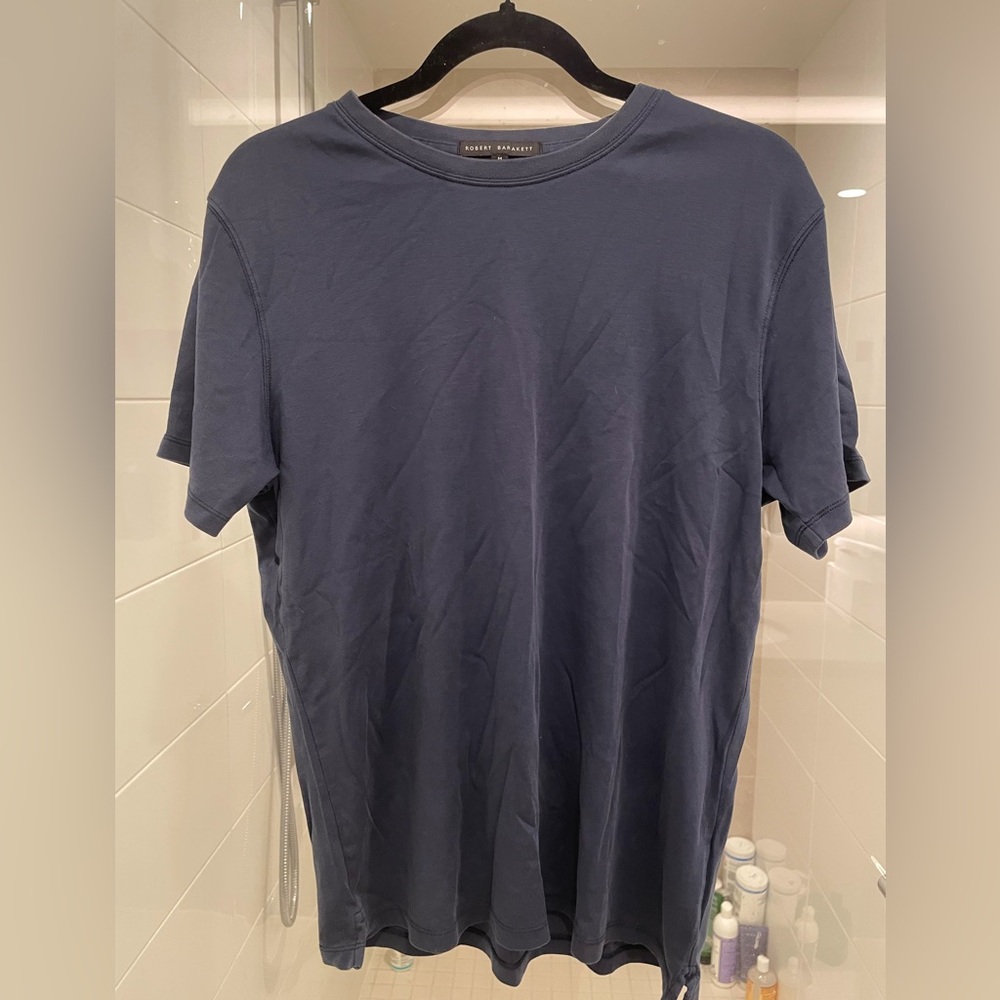 Robert Barrakett navy t shirt